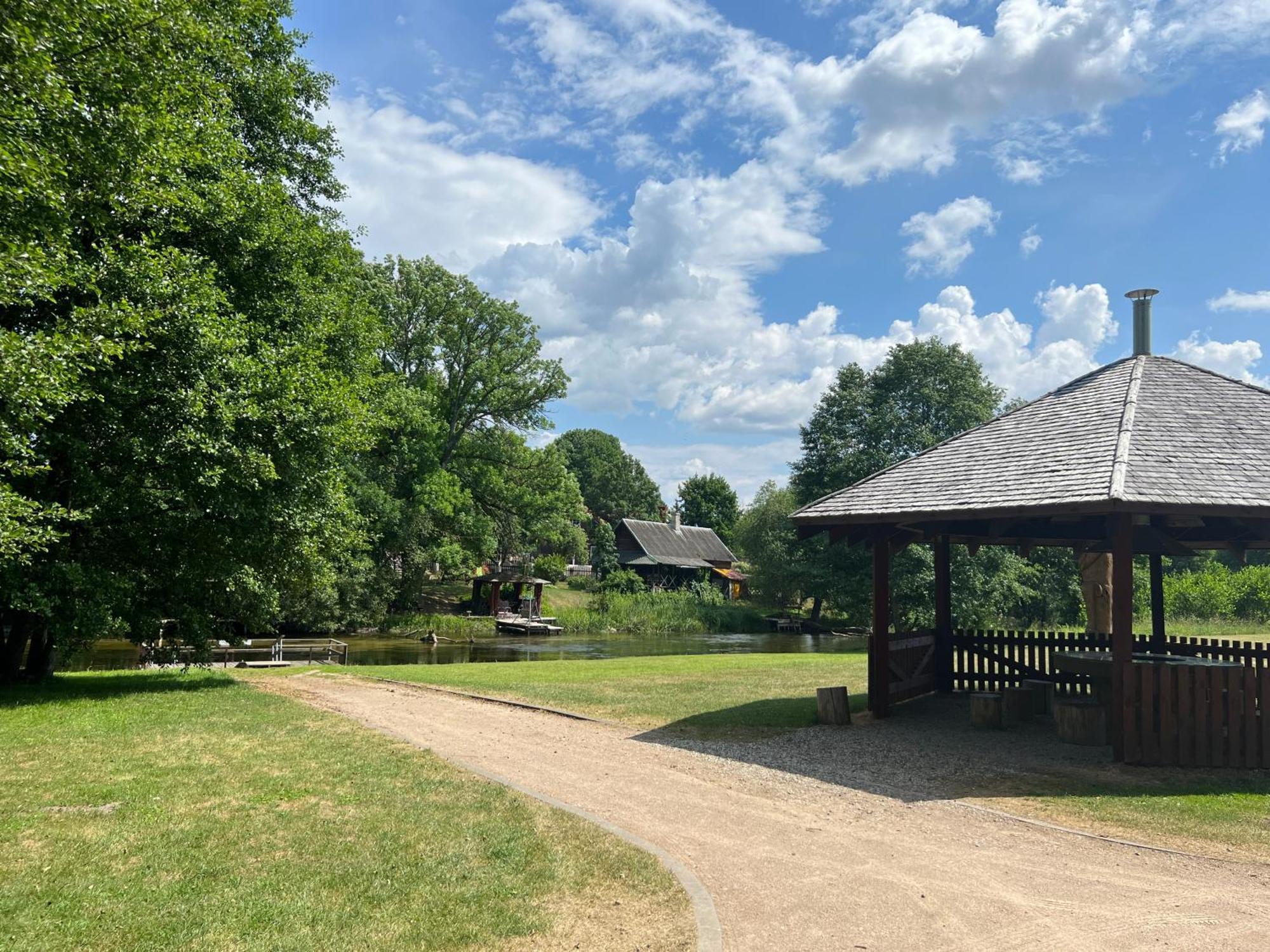 Villa Arjola Kaltanenai Екстериор снимка